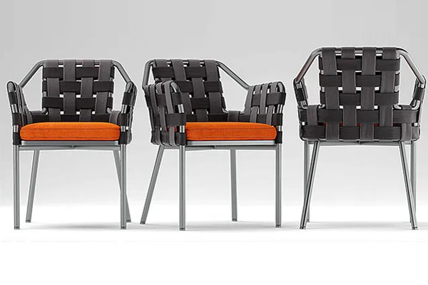 varaschin椅子Natuzzi 桌子3D模型